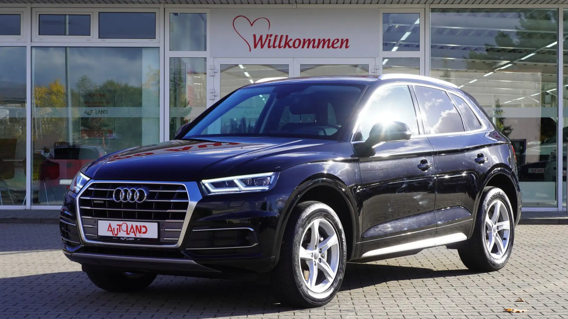 Audi Q5 35 TDI quattro sport LED Navi Standheizung Schwarz - 2