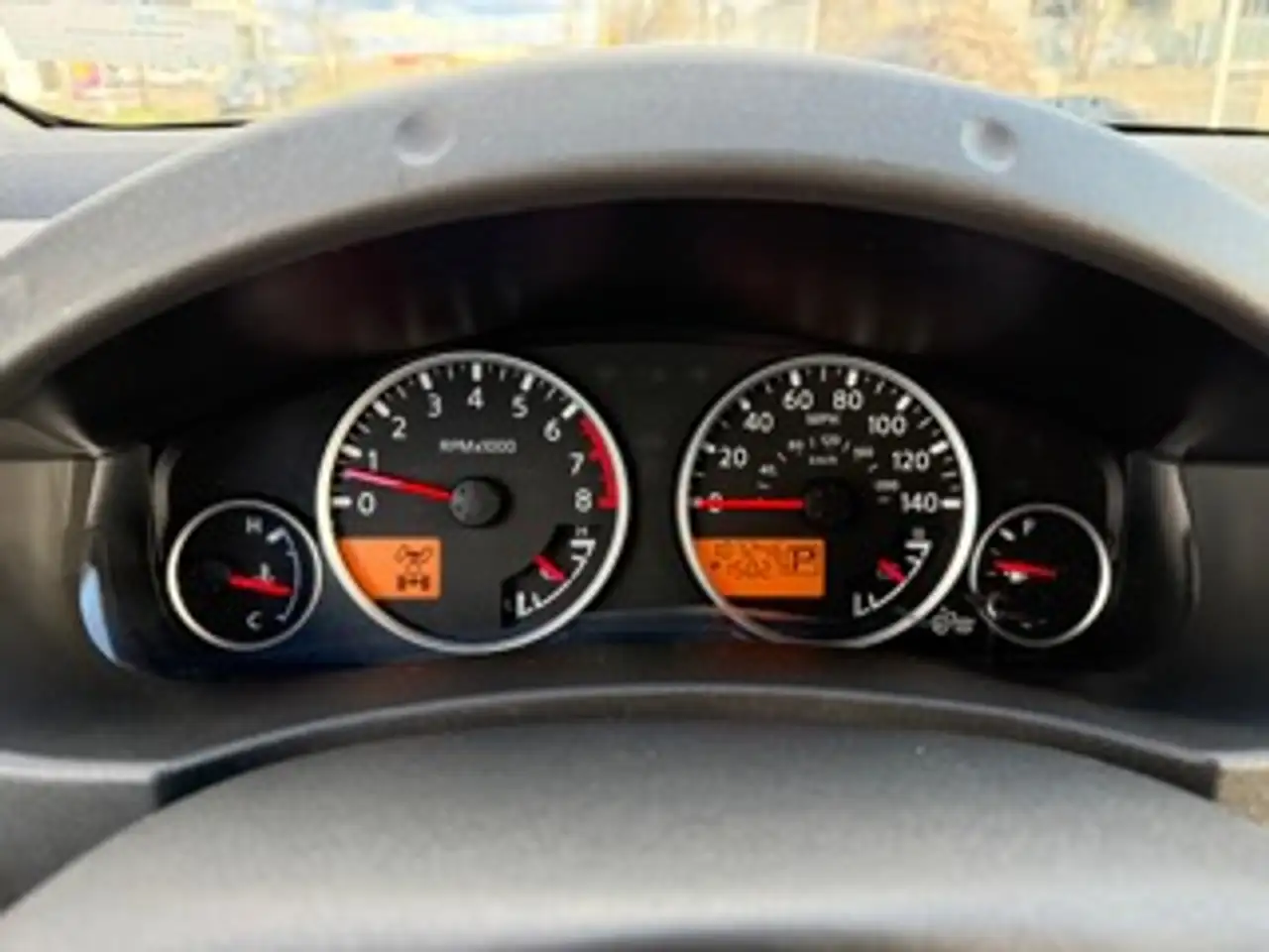 Nissan Pathfinder снимка Nissan Pathfinder