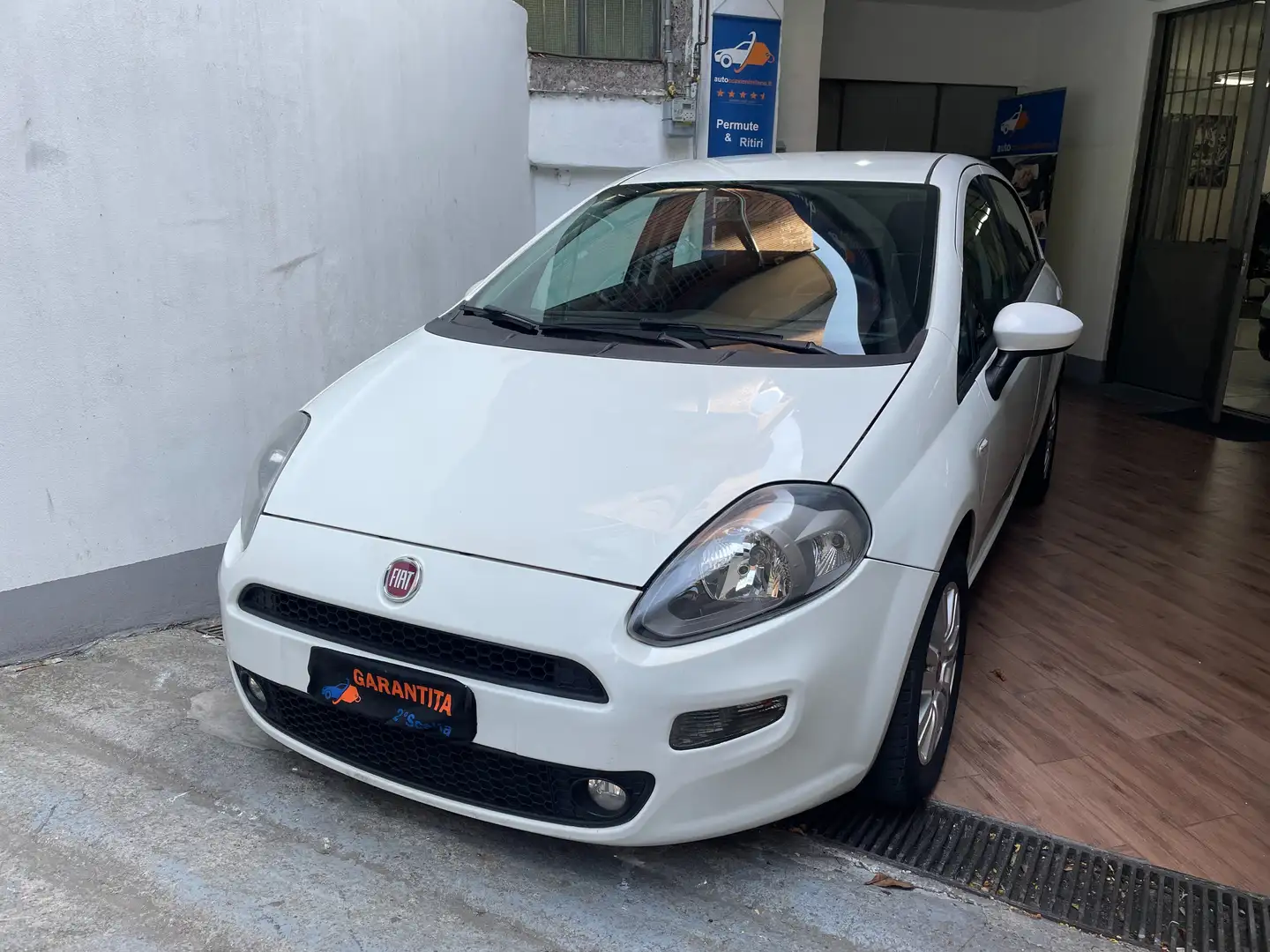 Fiat Punto CATENA NUOVA - NEOPATENTATI - BASSI CONSUMI Bianco - 1