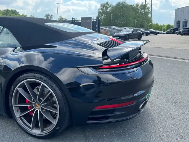 Porsche 992 Carrera S Cabriolet/SPORT CHRONO/1.HAND/BOSE