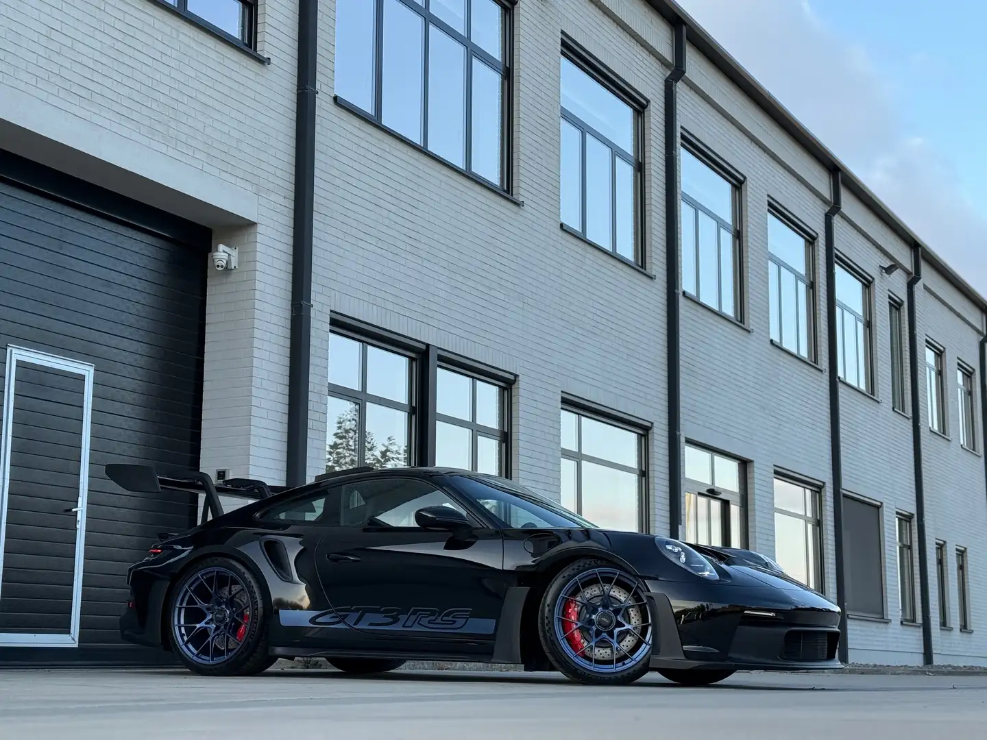 Porsche 992 GT3 RS " NEW - NEVER REGISTERED " Schwarz - 2