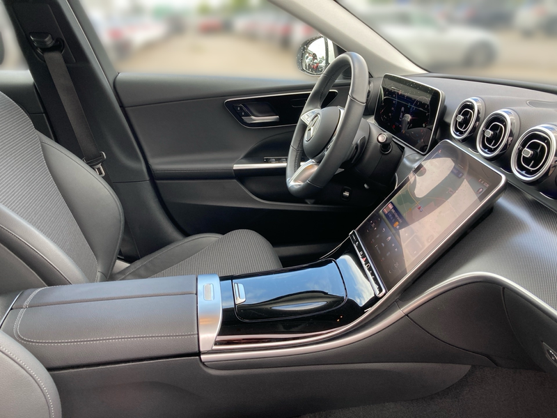 Mercedes-Benz C 200 AVA+DISTR+LED+NAV+KAM+360+APPLE+WINTERPAK. — photo 12