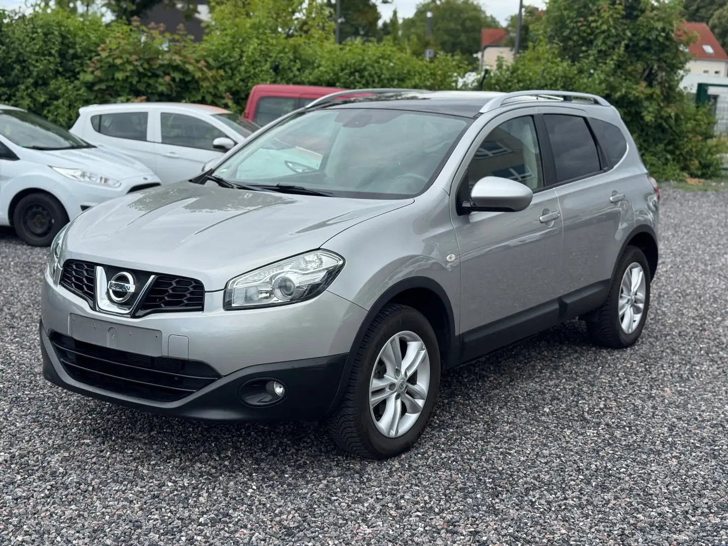 Nissan Qashqai+2 37000KM / Klima/ 7 Sitzer Argent - 1