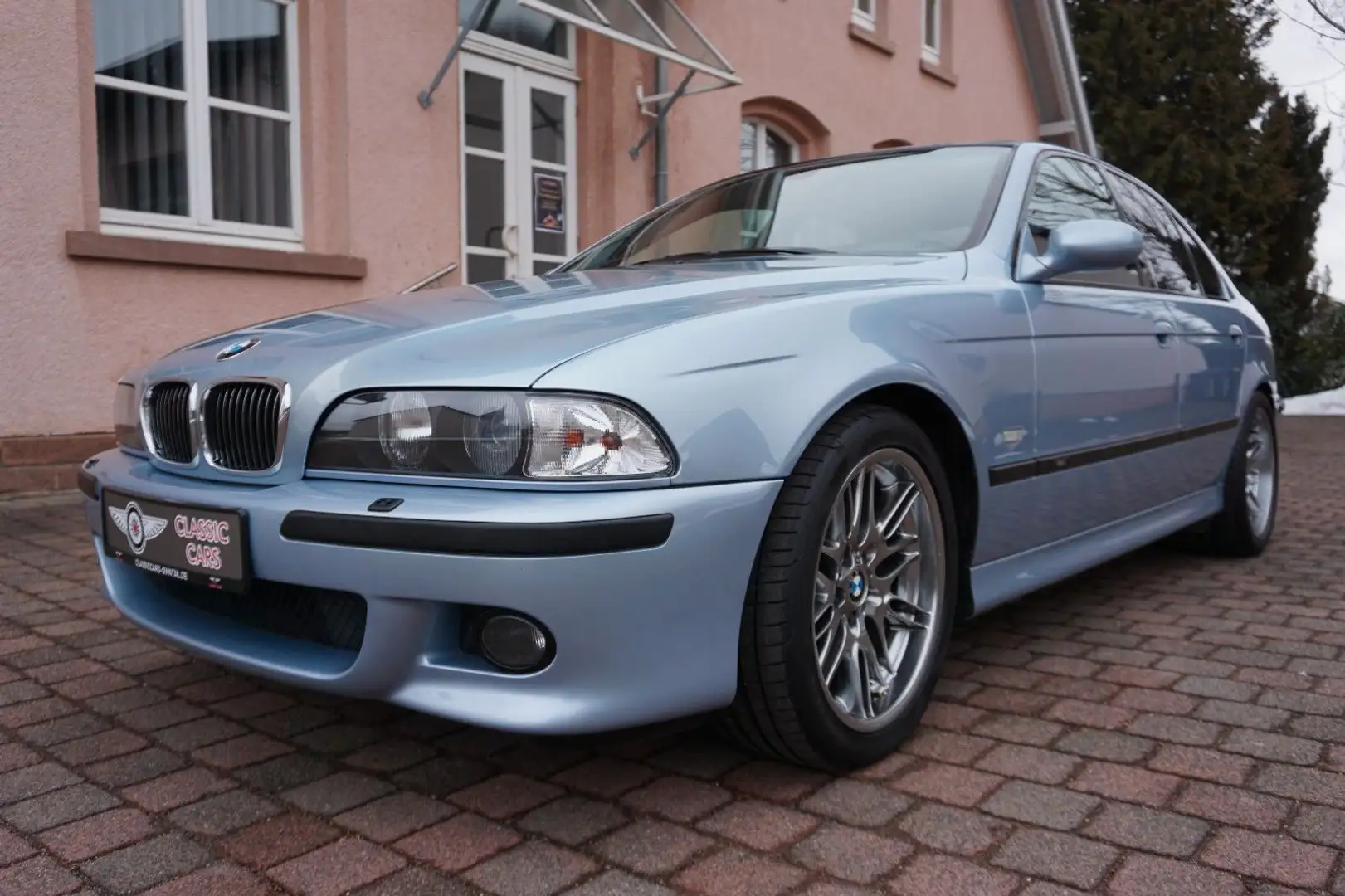 BMW M5 - Traumzustand - Collector Car - 92885KM Silber - 2