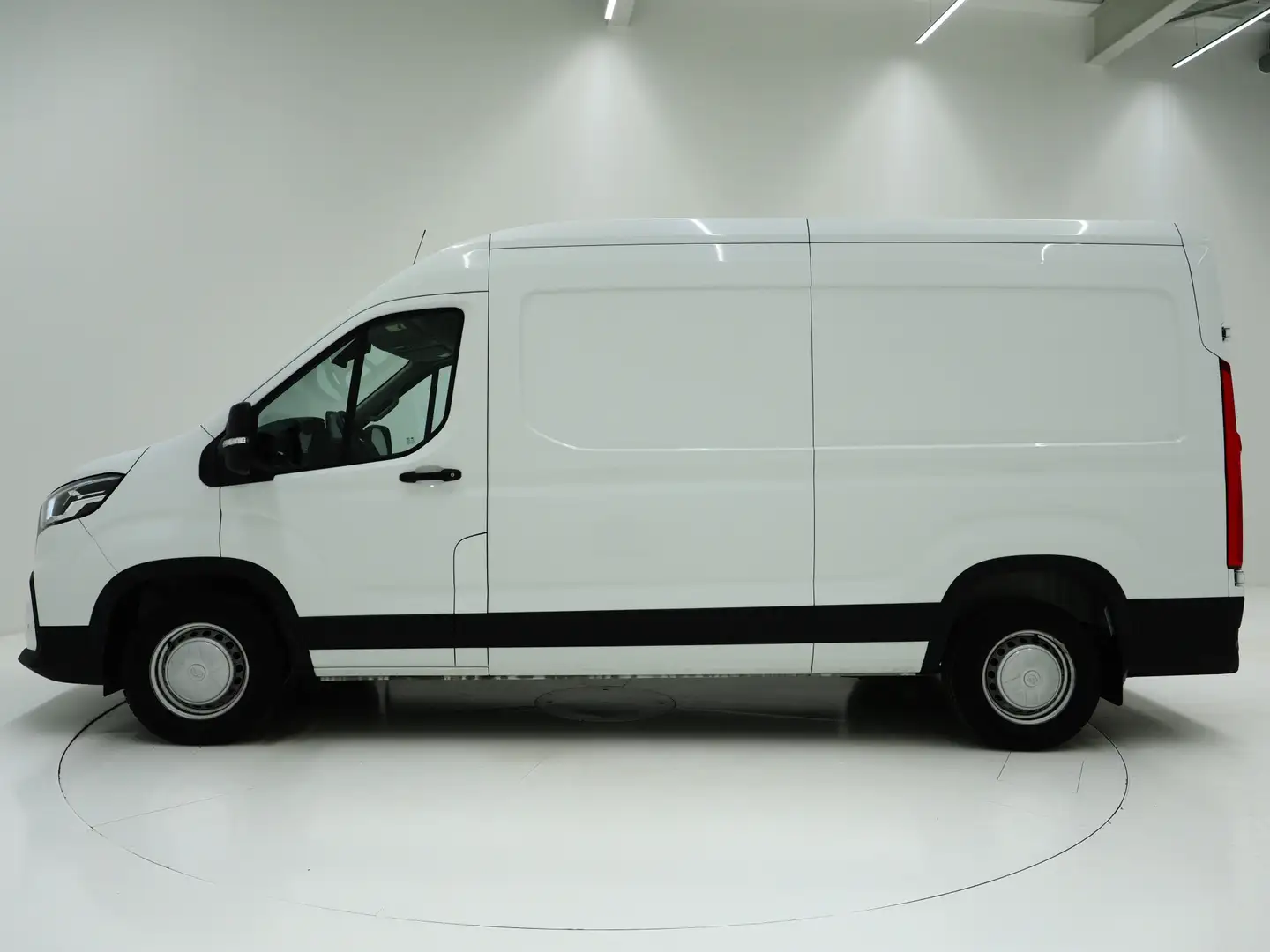 Maxus Deliver 9 2.0 CIT L3H2 Luxe 3 Zits | Camera | Cruise | Carpl Wit - 2