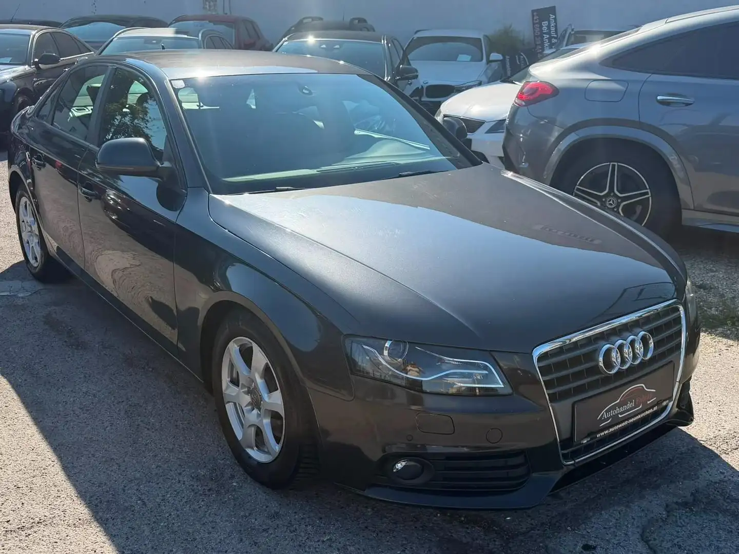 Audi A4 2,0 TDI 143PS (Export, technisch sehr guter Zust.) Grau - 1
