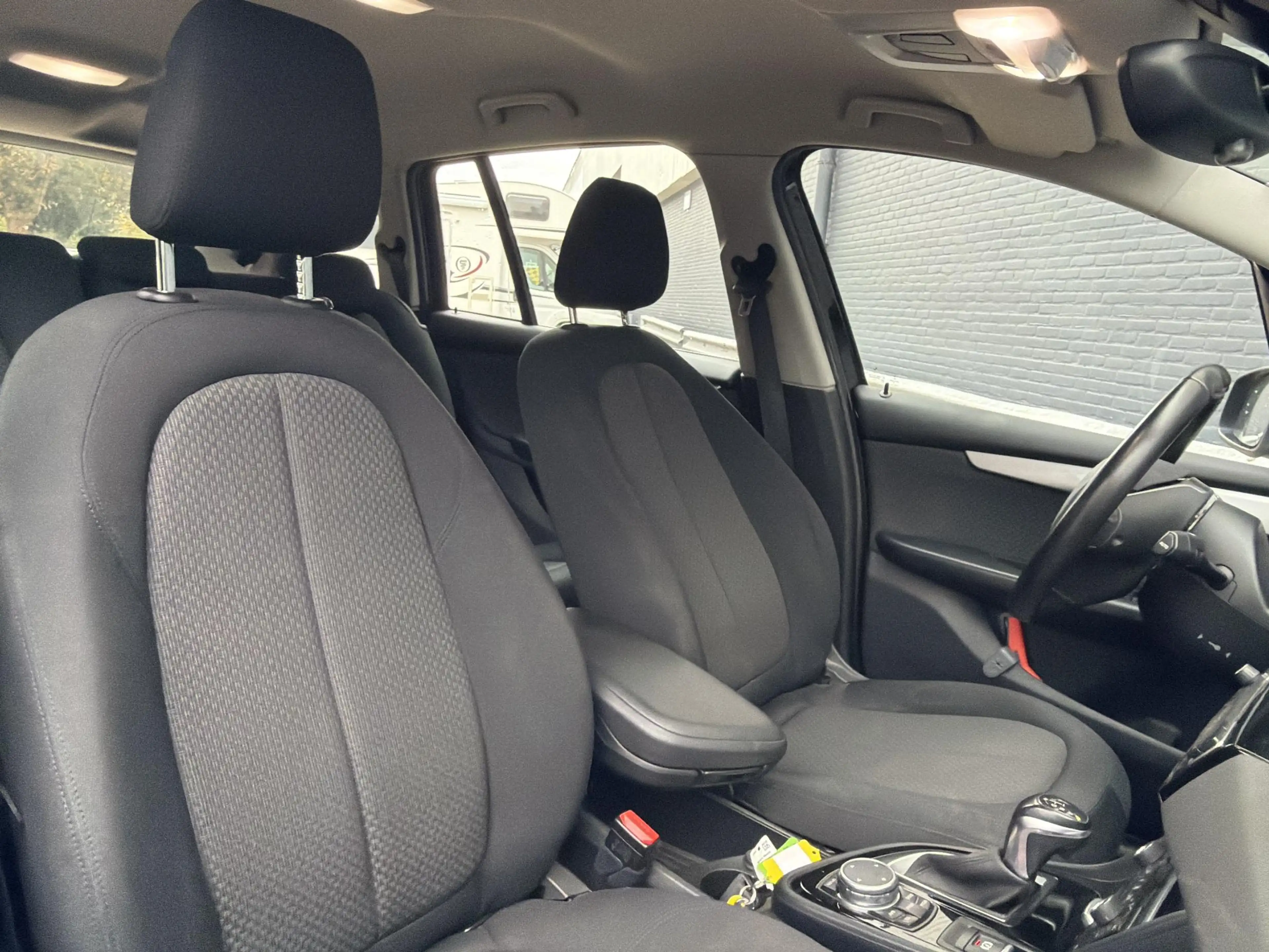 BMW 218 2-serie Gran Tourer 218i Essential 7p. — photo 4