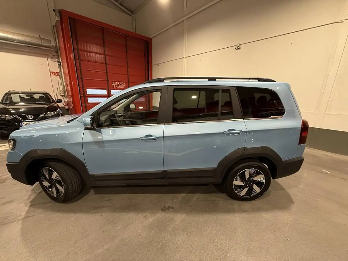 SWM G03F Familiar Automático de 5 Puertas Blau - 2