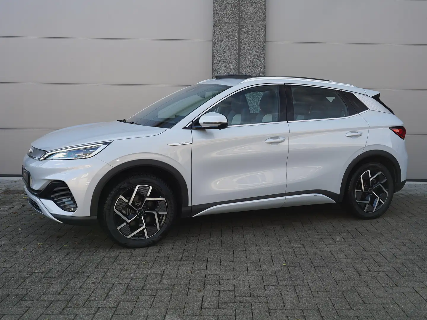 BYD Atto 3 Design * PANO/ EL KOFFER / 360° CAM / CARPLAY * Blanc - 2