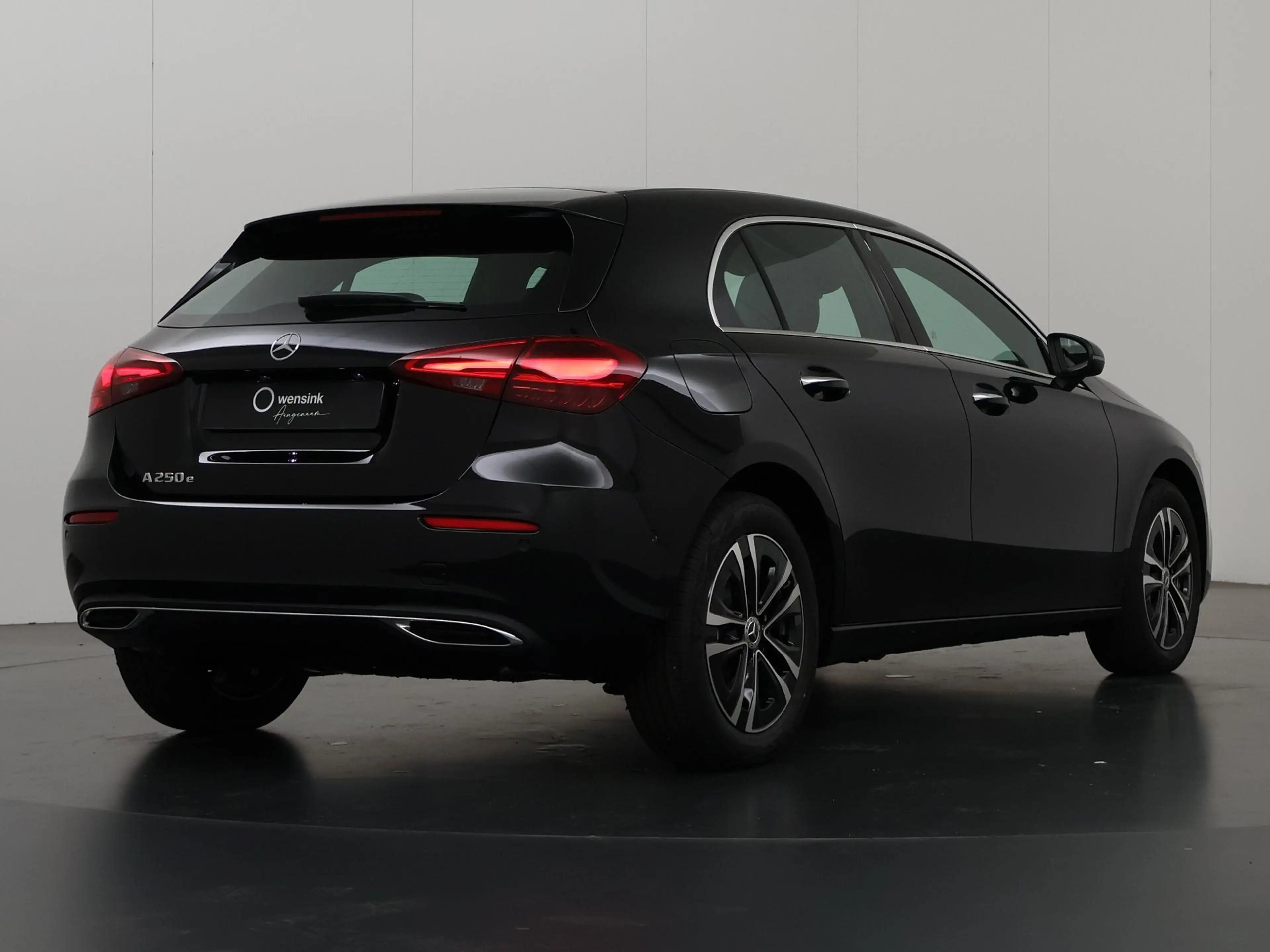 Mercedes-Benz A 250 250e Star Edition Luxury Line | Panoramadak | Keyl — photo 2