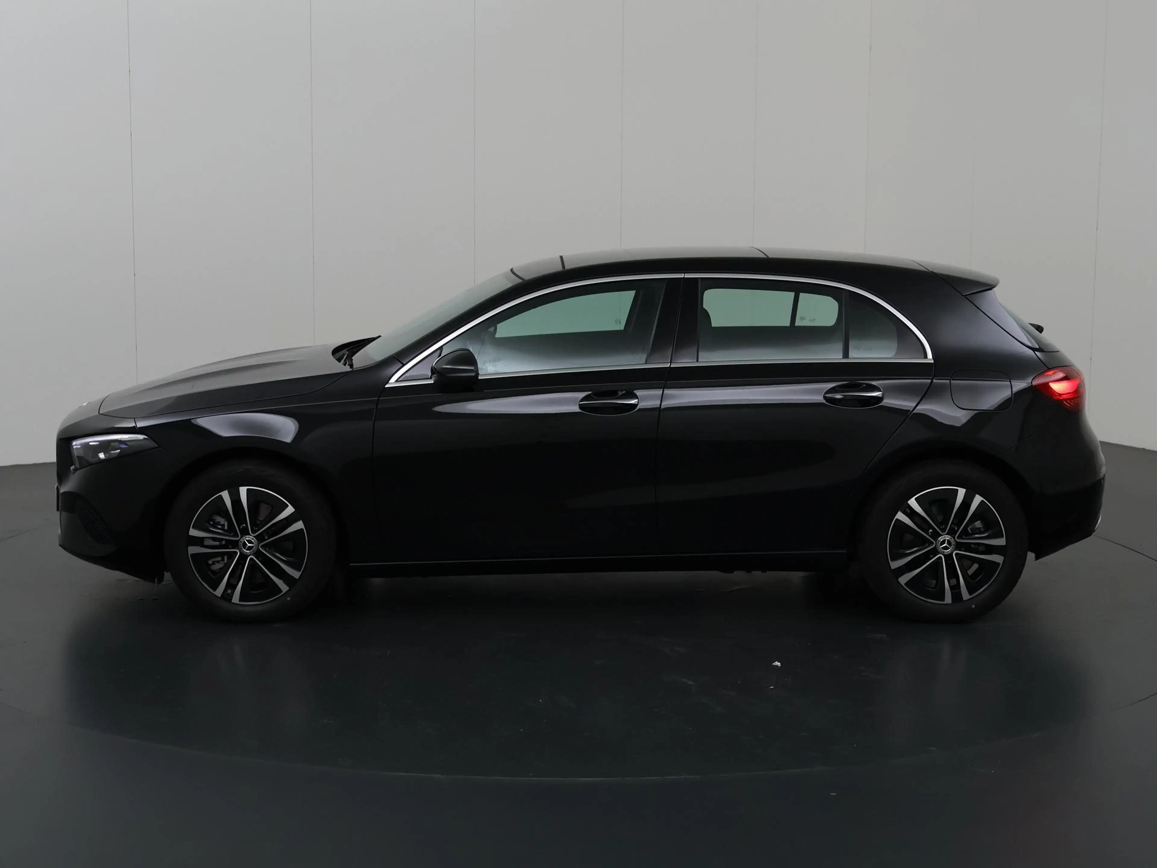Mercedes-Benz A 250 250e Star Edition Luxury Line | Panoramadak | Keyl — photo 5