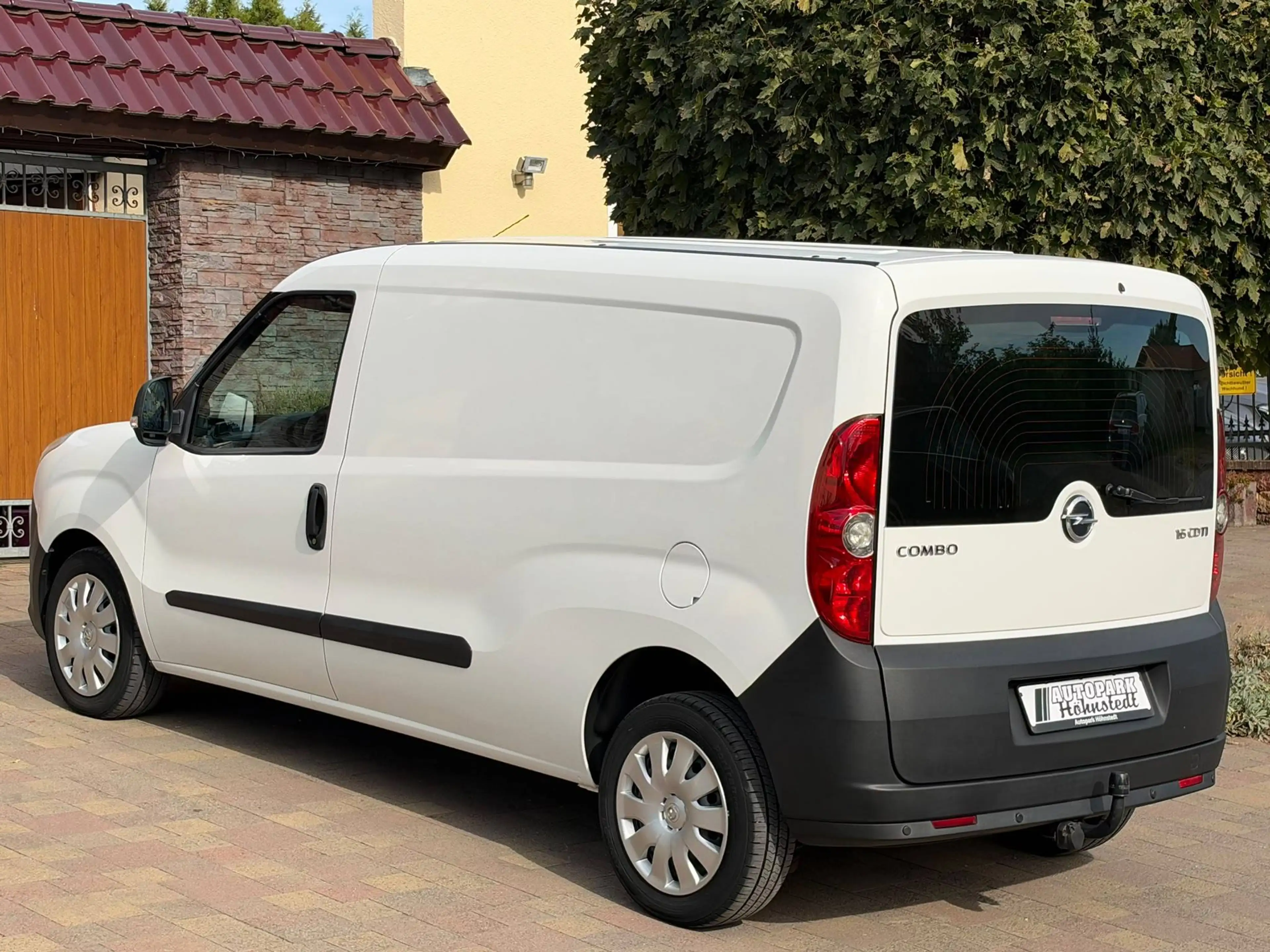 Opel Combo Kasten L2H1 2,4t *Ahk,Service&Tüv* — photo 4