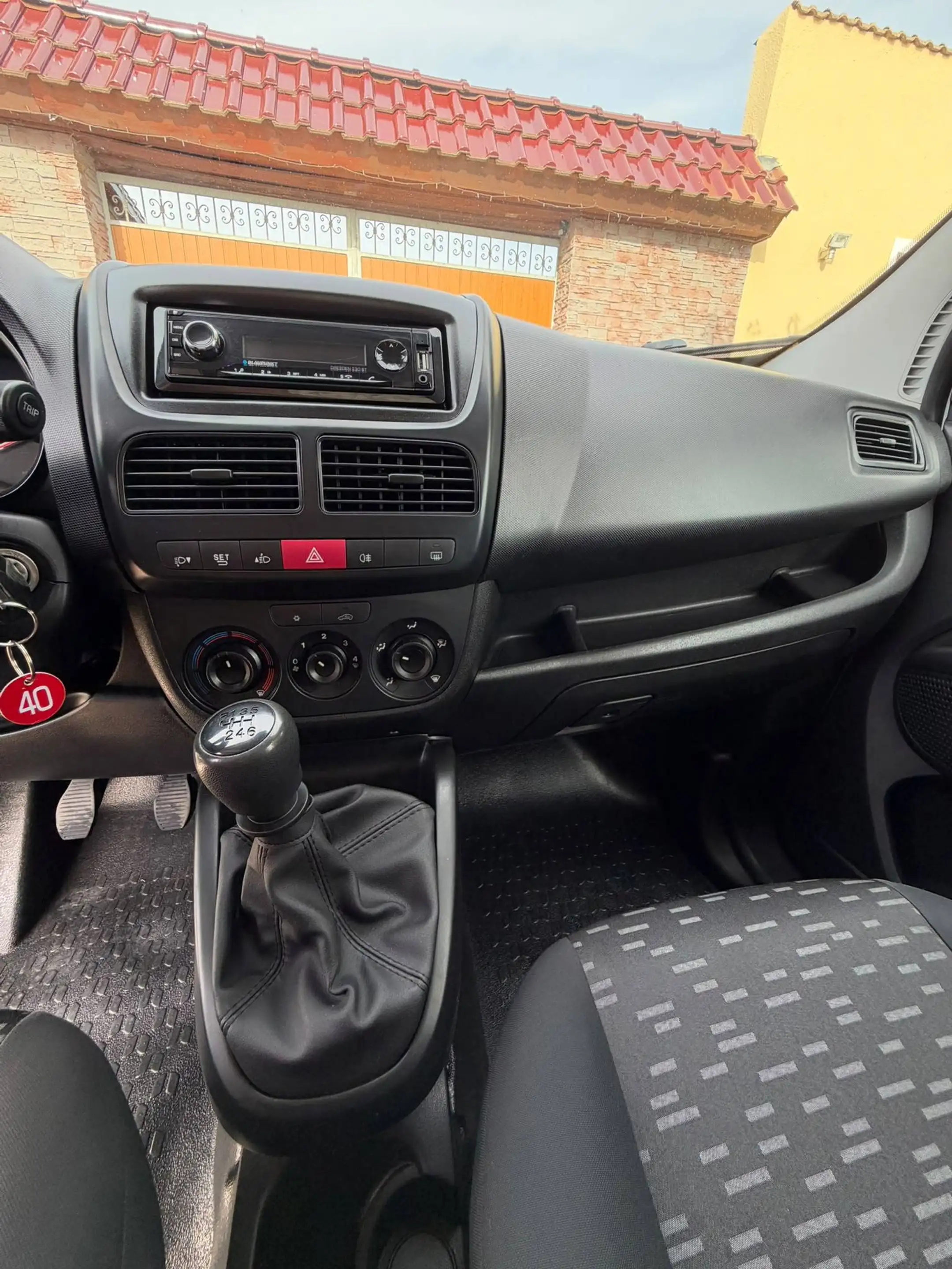 Opel Combo Kasten L2H1 2,4t *Ahk,Service&Tüv* — photo 11