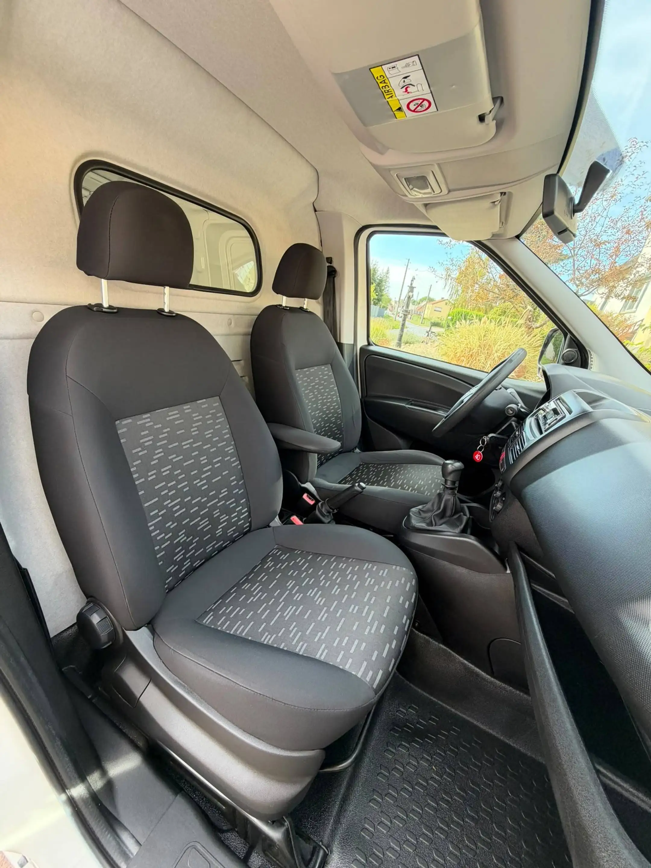 Opel Combo Kasten L2H1 2,4t *Ahk,Service&Tüv* — photo 8