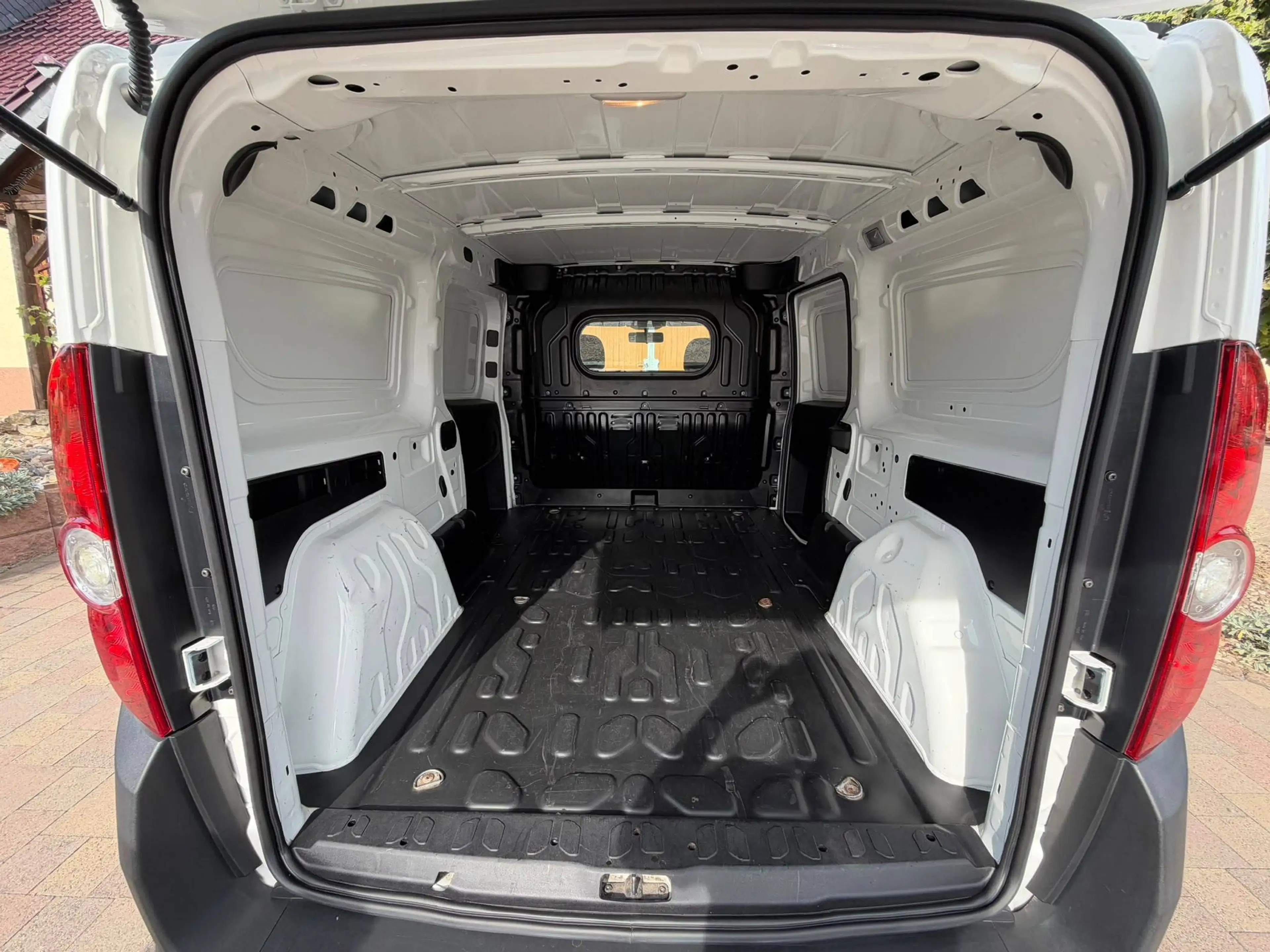 Opel Combo Kasten L2H1 2,4t *Ahk,Service&Tüv* — photo 13