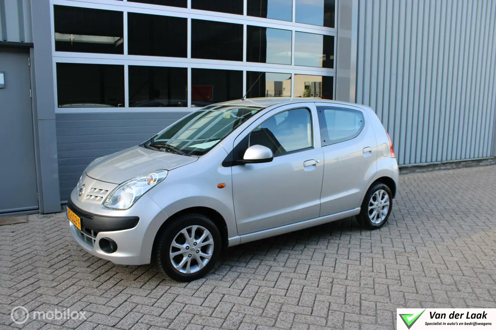 Nissan Pixo 1.0 Look 1e Eigenaar Boekje aanwezig | Airco | Spo Grijs - 1