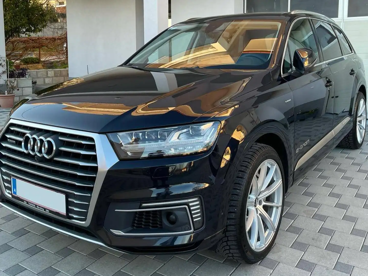 Audi Q7 e-tron Q7 PHEV e-tron 3,0 TDI quattro Tiptronic Schwarz - 1