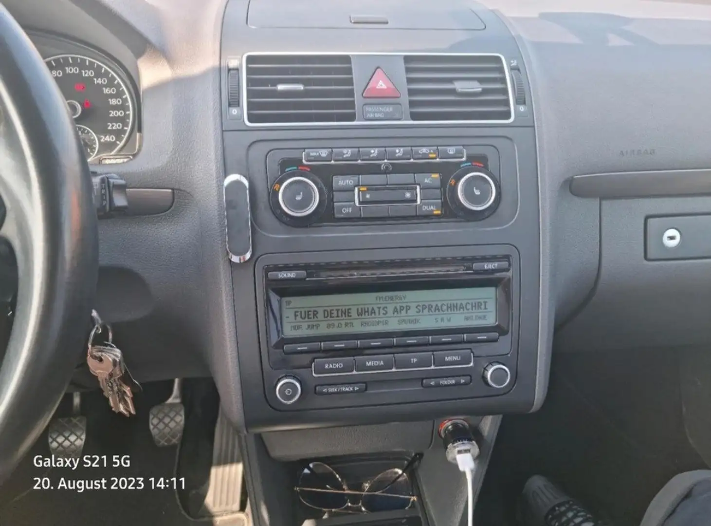 Volkswagen Touran 1.2 TSI Trendline - 1