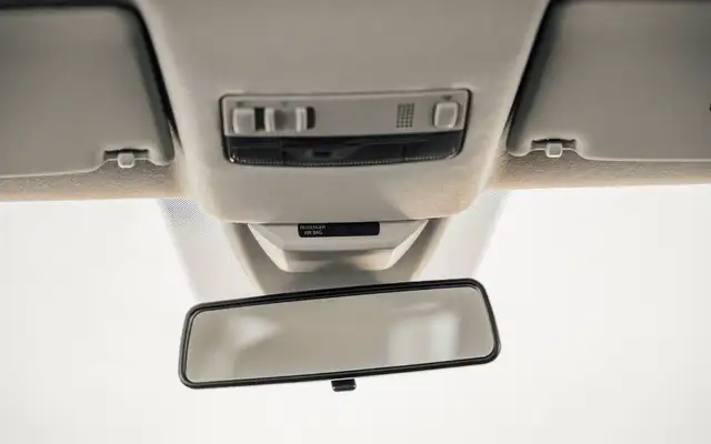 Volkswagen Up! view 21