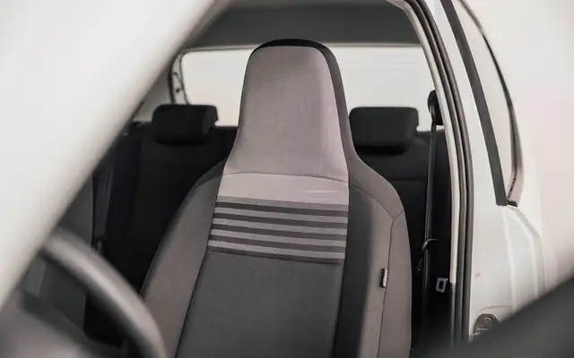 Volkswagen Up! view 9