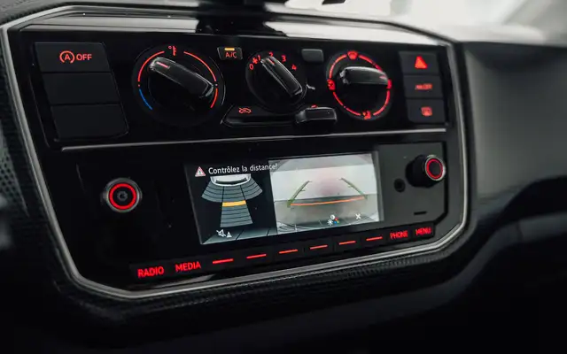 Volkswagen Up! view 13