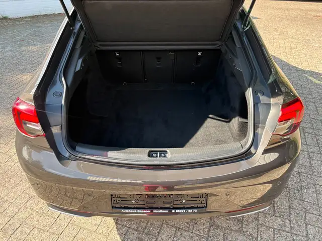 Opel Insignia view 15