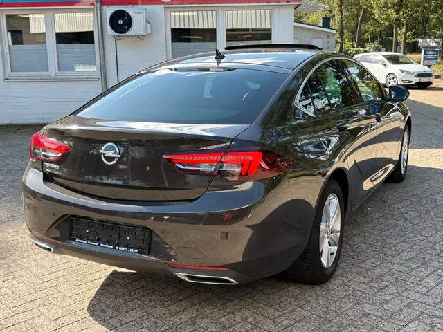 Opel Insignia view 7