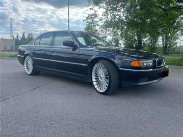 750i