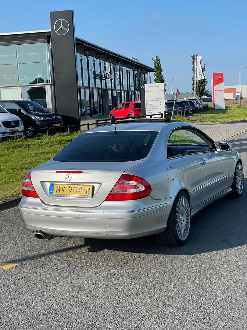 Mercedes-Benz CLK 500 500 Avantgarde Grau - 2