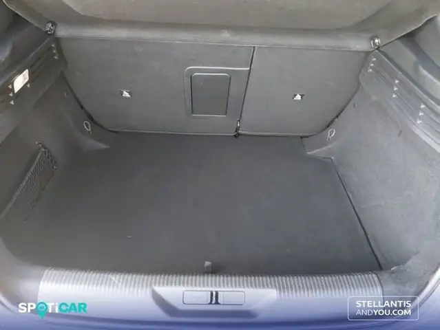 Peugeot 308 view 6