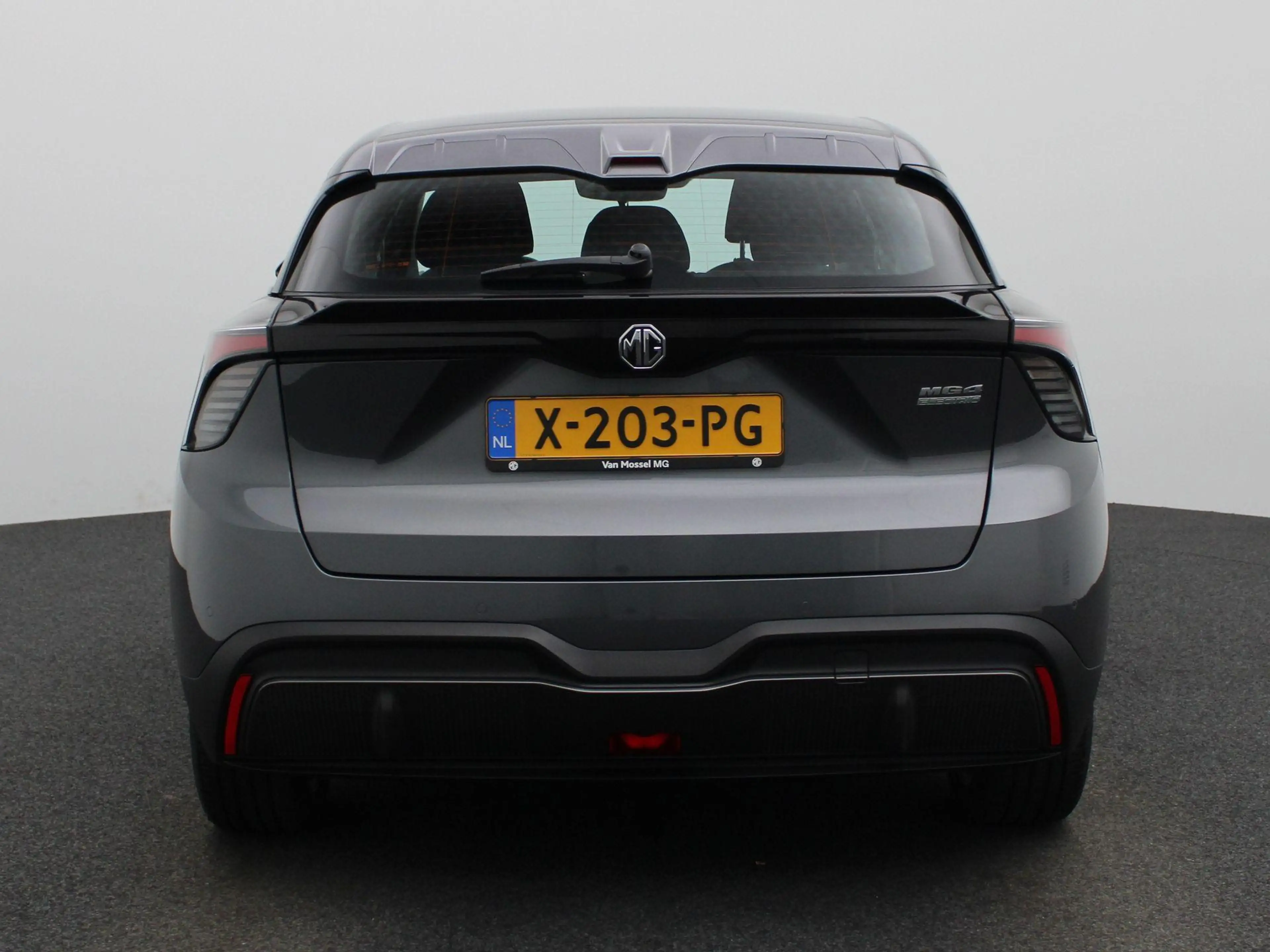 MG MG4 Electric Standard 51 kWh | Navigatie | Apple Carpl — photo 6