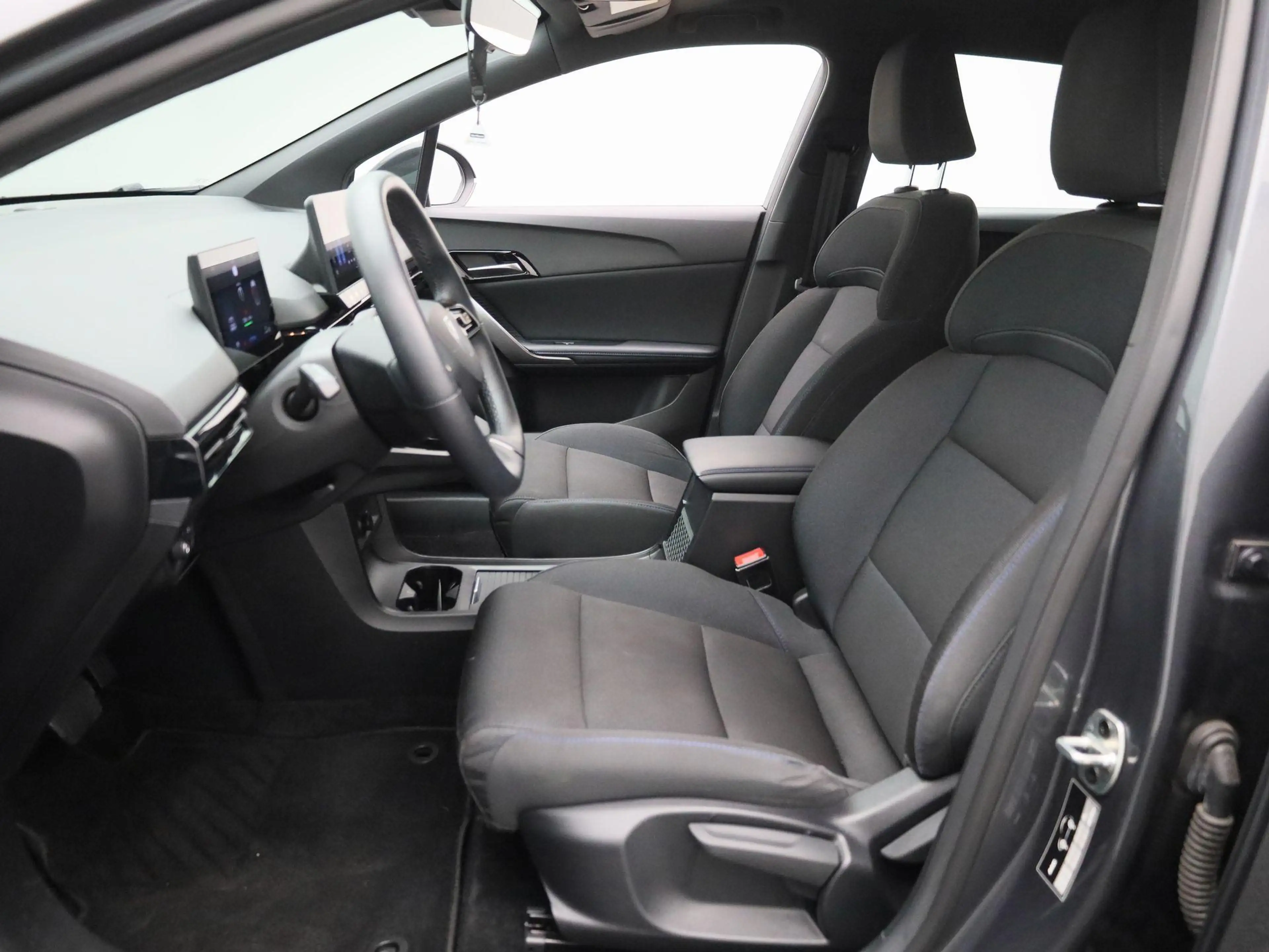MG MG4 Electric Standard 51 kWh | Navigatie | Apple Carpl — photo 11