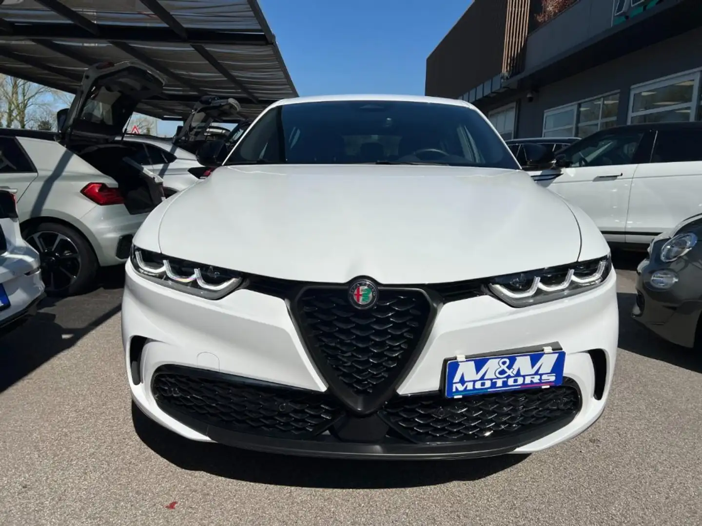 Alfa Romeo Tonale 1.5 160 CV MHEV TCT7 Veloce Bílá - 2