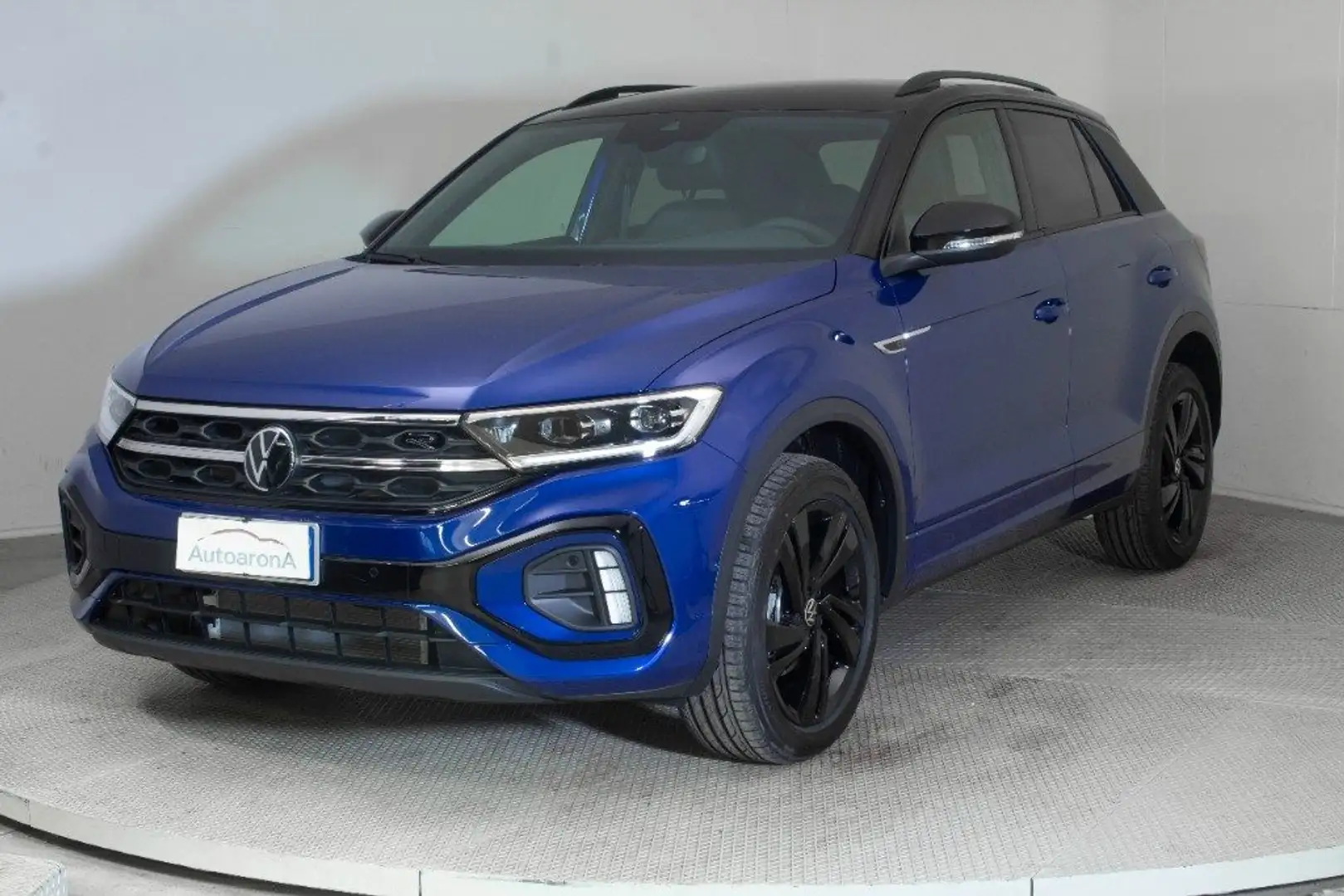 Volkswagen T-Roc 1.0 TSI R-Line Plus Azul - 1