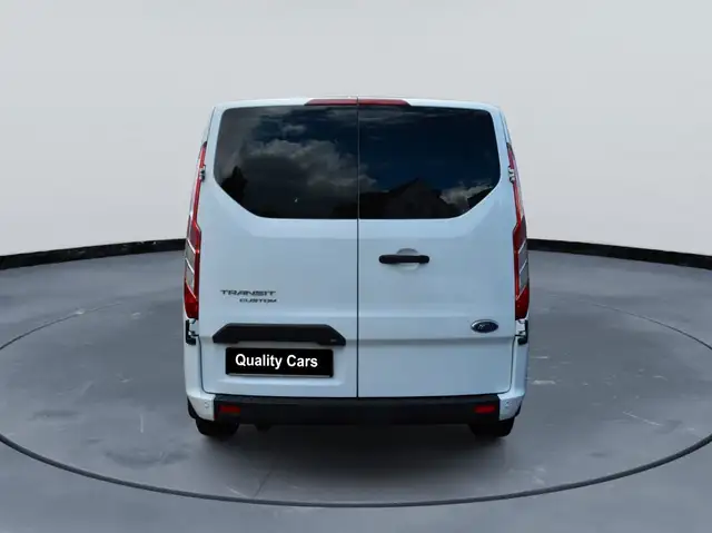Ford Tourneo Custom view 6