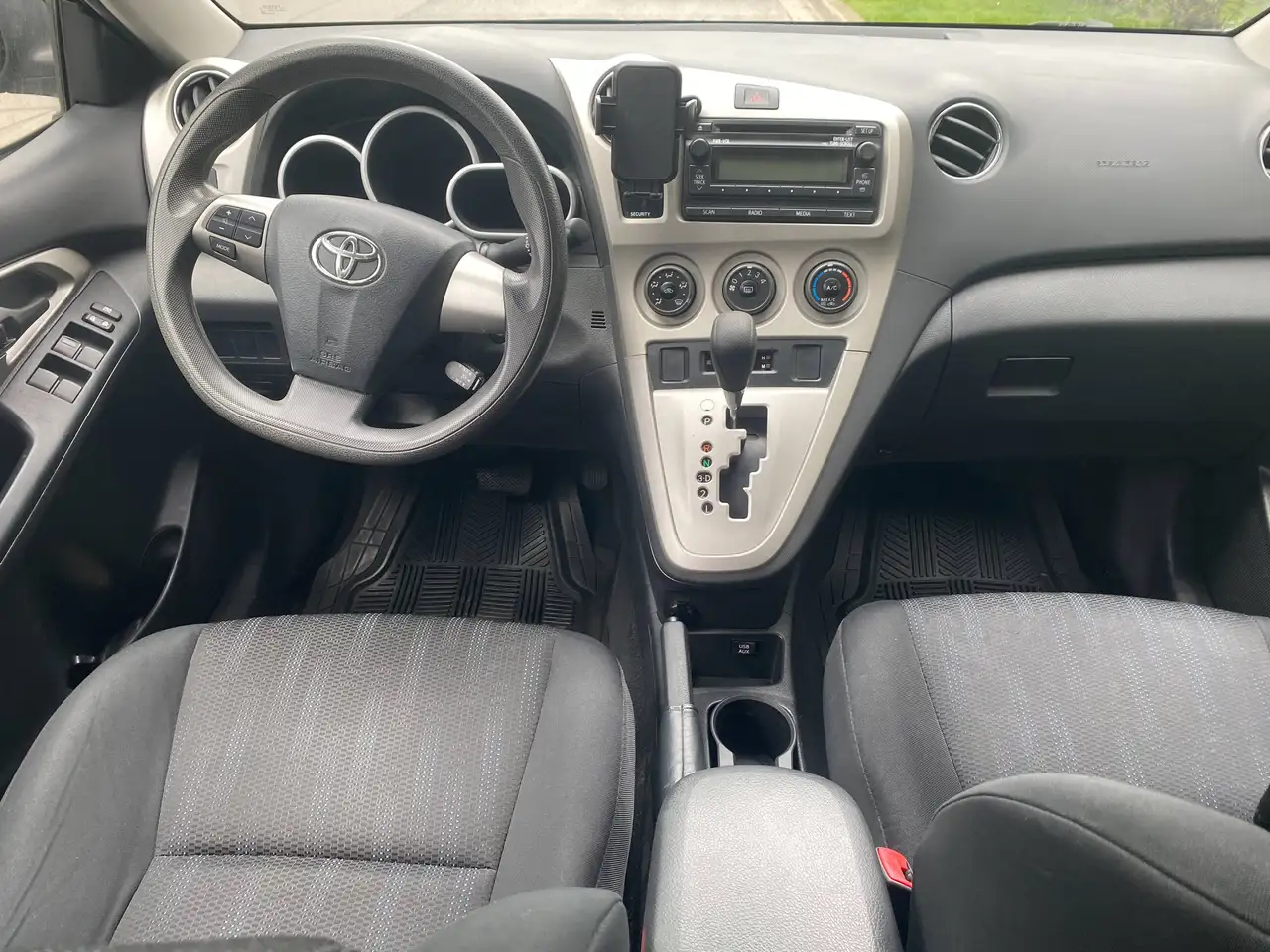 Toyota Matrix photo Toyota Matrix
