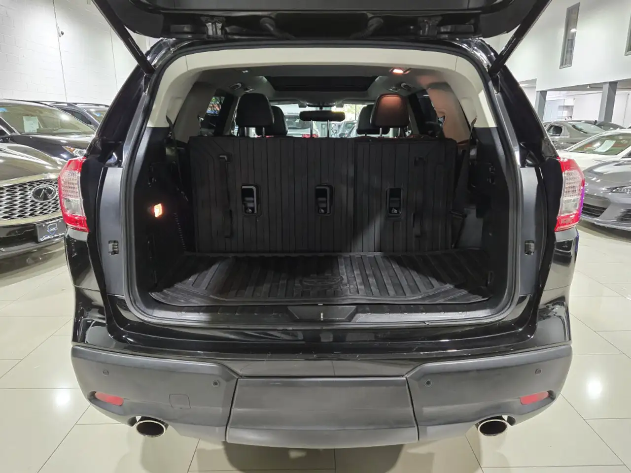 Subaru Ascent снимка Subaru Ascent