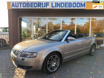 Cabriolet 2.4 V6 Pro Line Cabrio Automaat Trekhaak