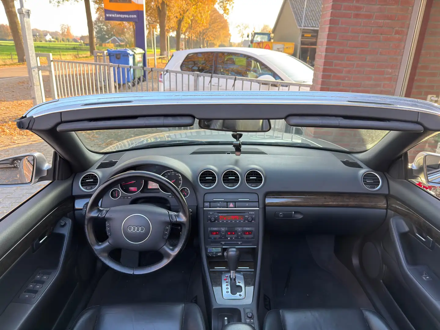 Audi A4 Cabriolet 2.4 V6 Pro Line Cabrio Automaat Trekhaak Gris - 2