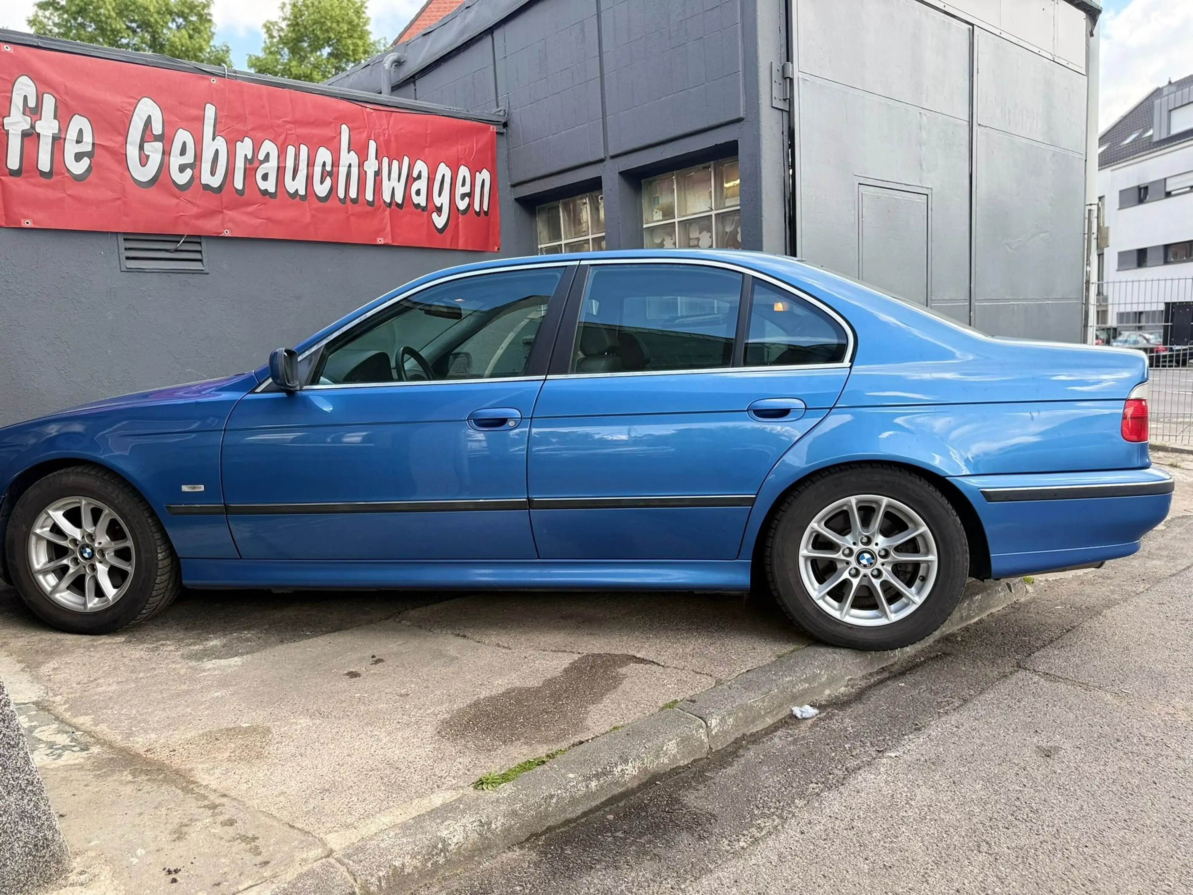 BMW 535 535i Edition Exclusive Schalter*2.Hand*TÜV&Serv — photo 8