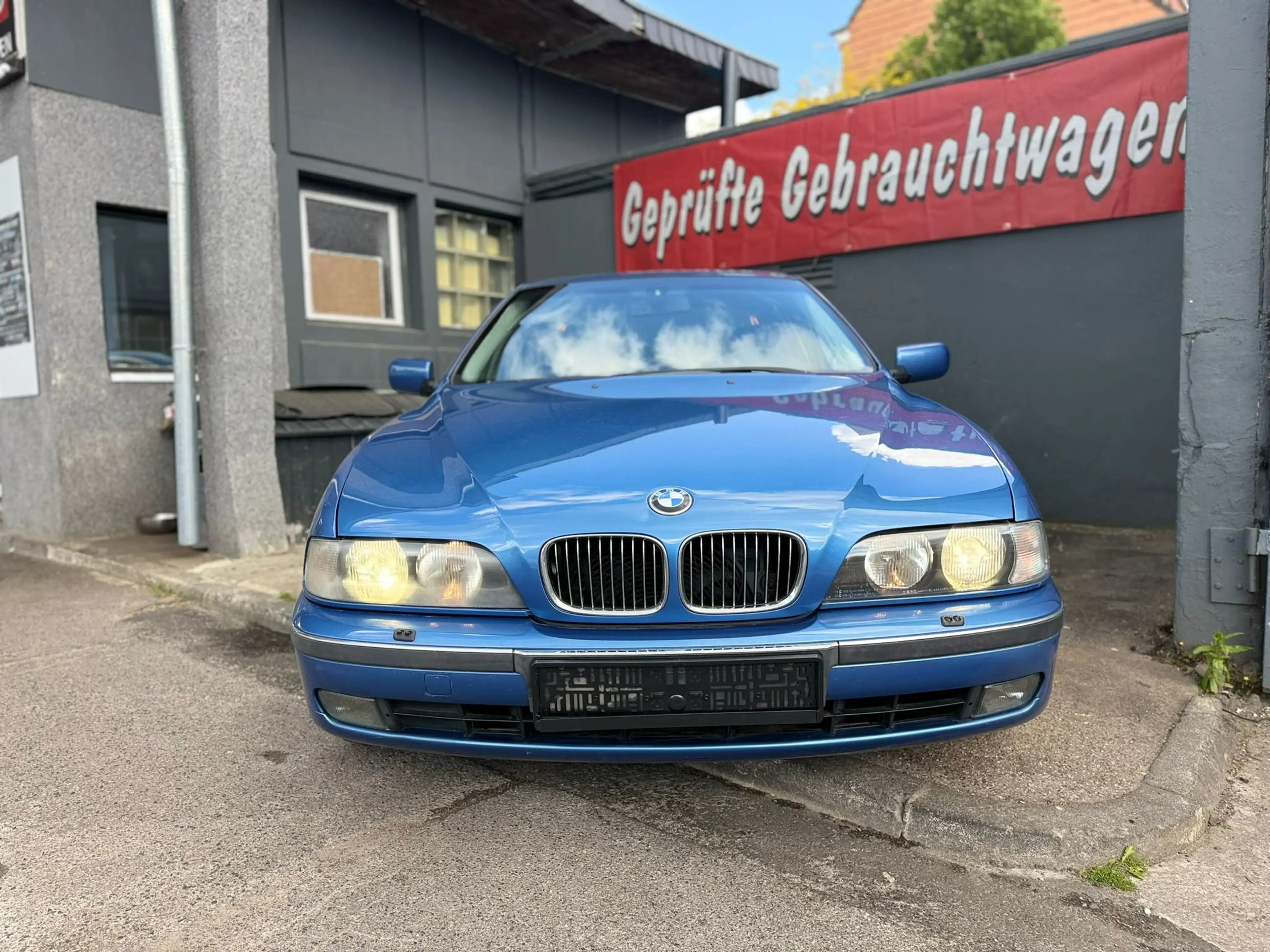 BMW 535 535i Edition Exclusive Schalter*2.Hand*TÜV&Serv — photo 2