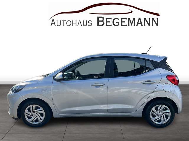 Hyundai i10 Select SHZ PDC Lkrd-Hzg Allw Tempomat