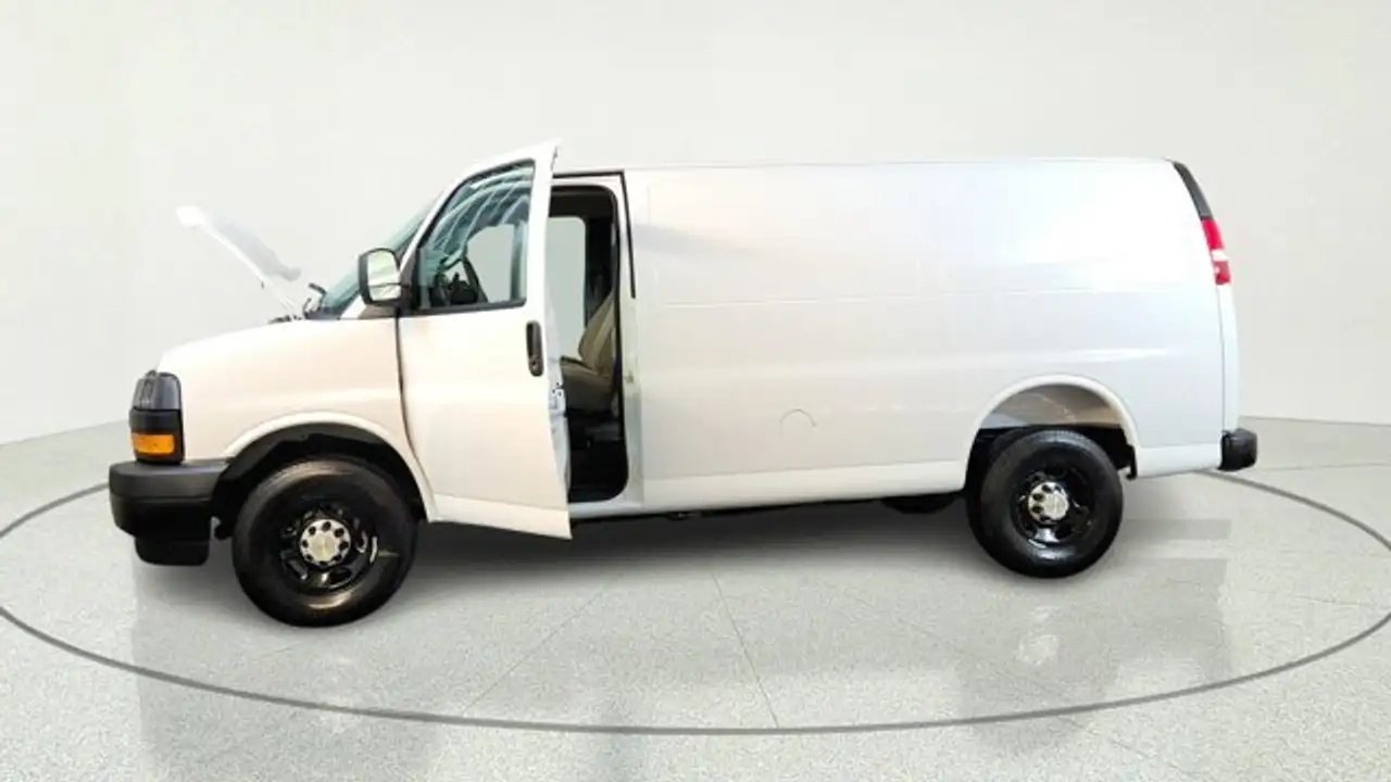 Chevrolet Express 2500 снимка Chevrolet Express 2500