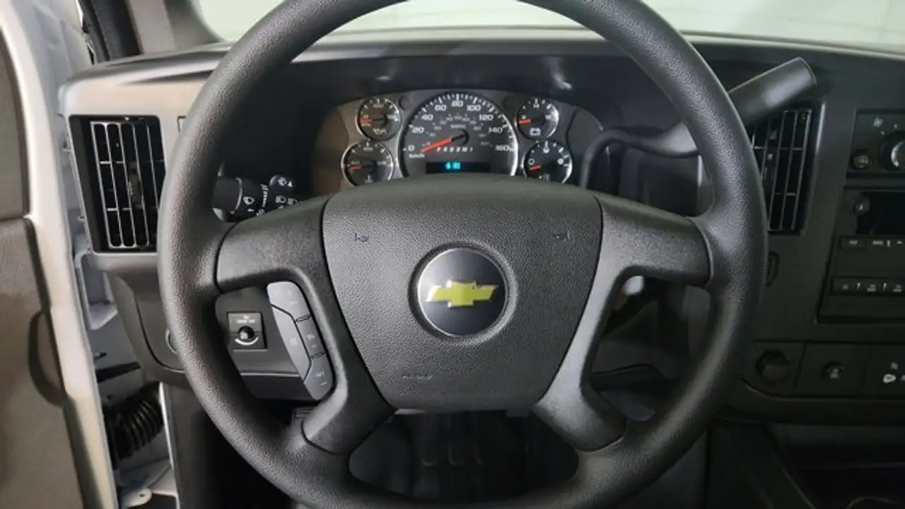 Chevrolet Express 2500 снимка Chevrolet Express 2500