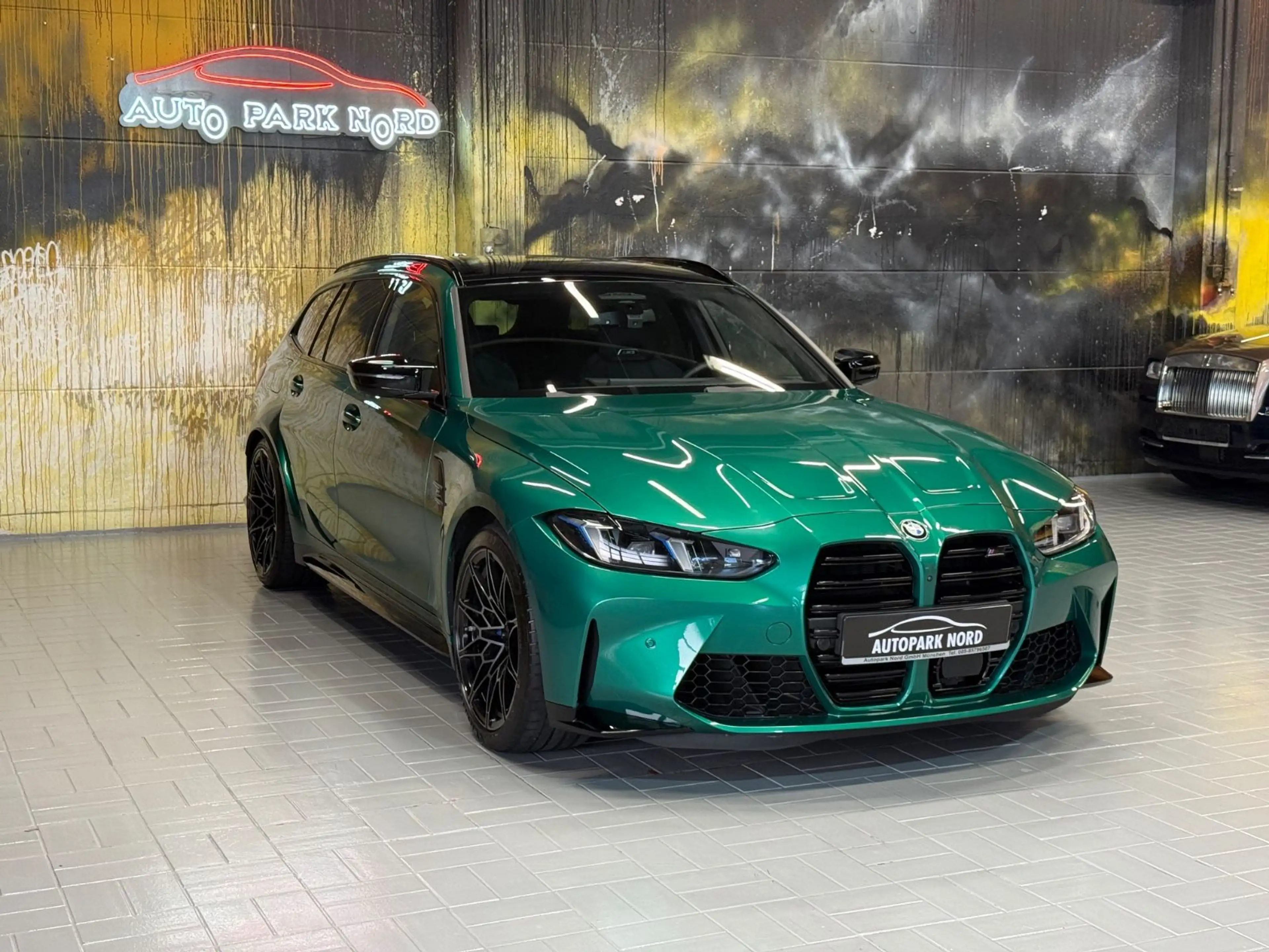 BMW M3 Touring xDrive Competition PANO~HUD~ACC~360° — photo 9
