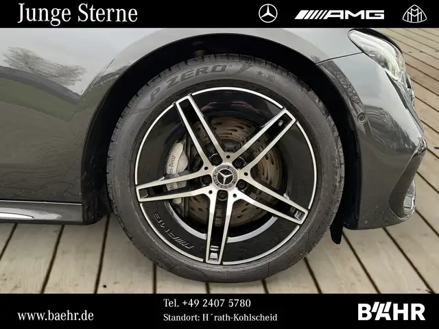 Mercedes-Benz E-Class view 6