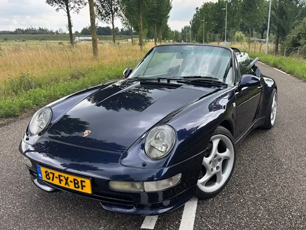Porsche 911 993 Carrera Cabrio, foto 1