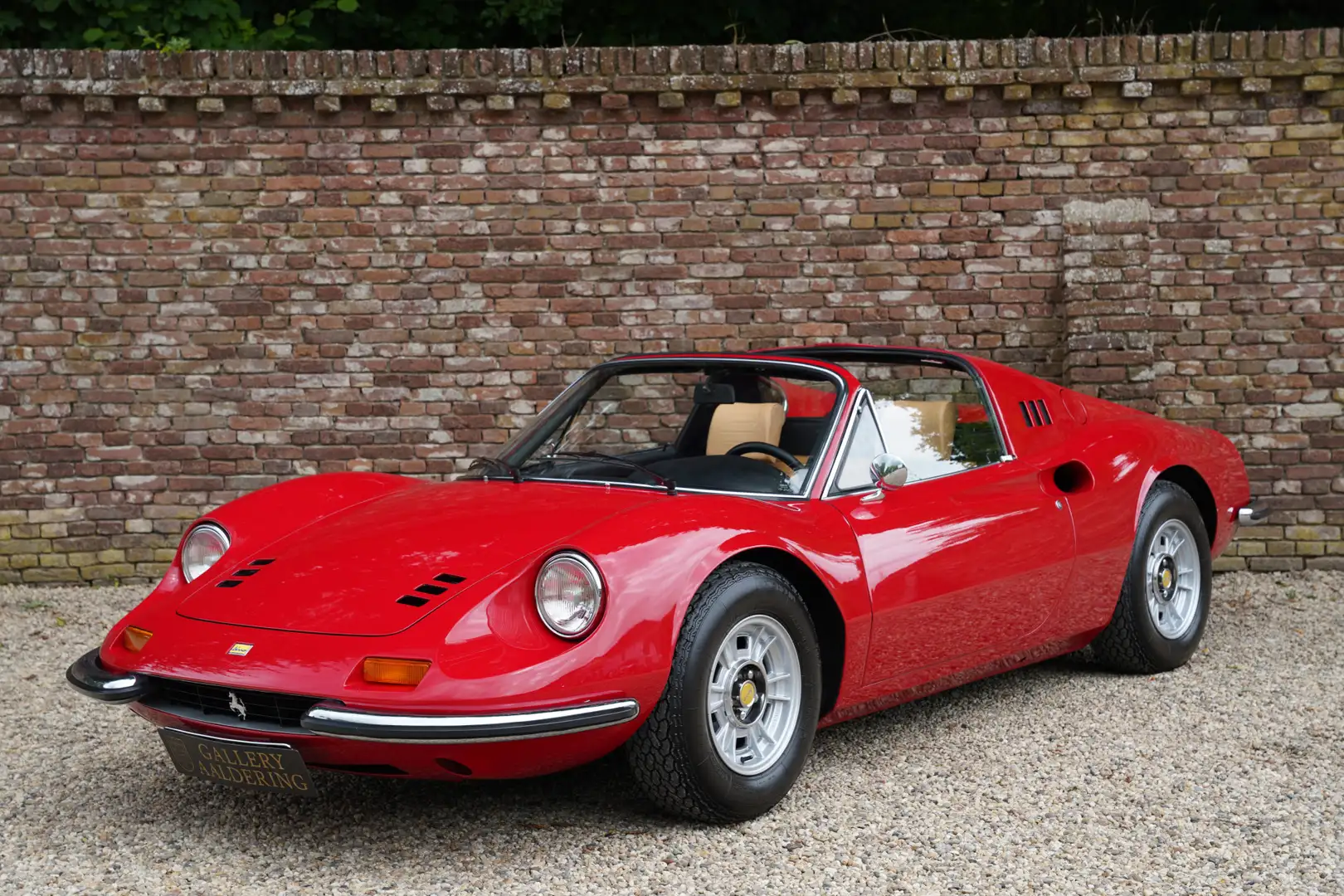 Ferrari 246 GTS "Matching numbers" "matching numbers" 246 GTS Rouge - 1