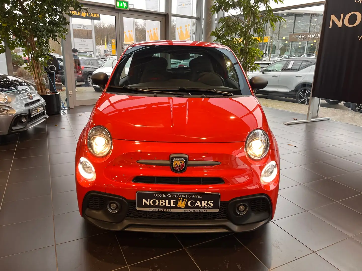 Abarth 695 Autom. Beats Navi Carplay PDC Orange - 2