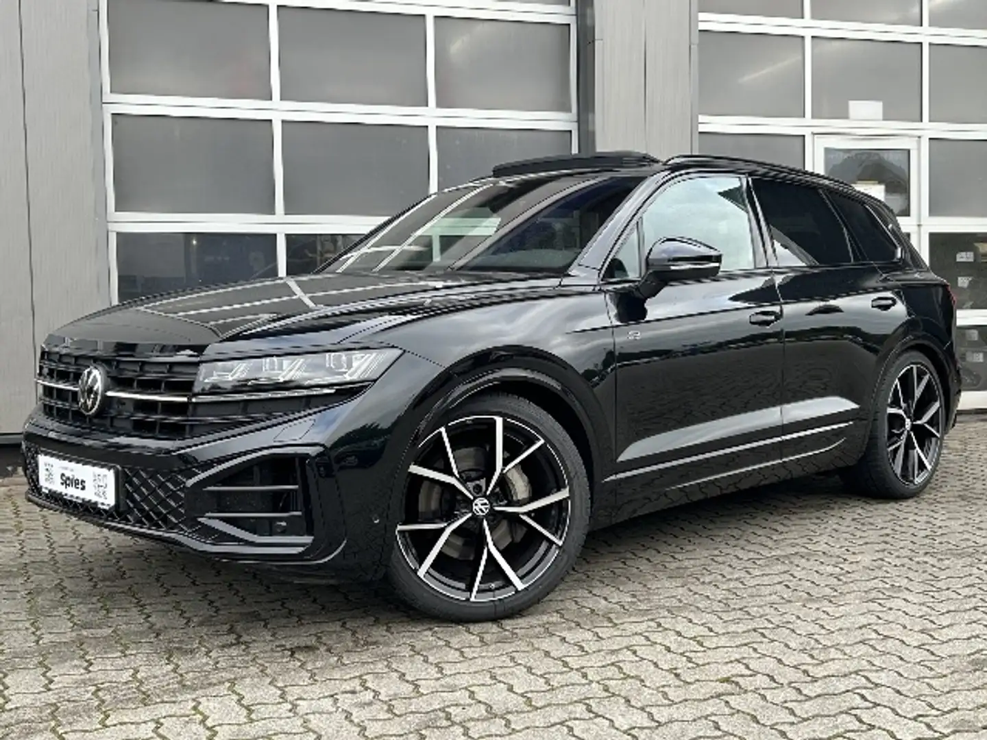 Volkswagen Touareg 3.0 TSI R-Line Nachtsicht / Standhzg / AHK Schwarz - 1